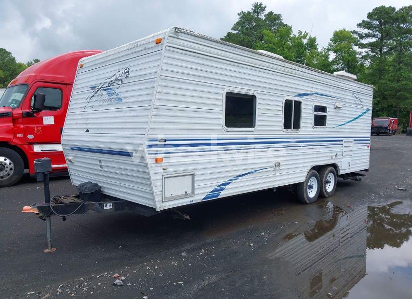 Photo 2 of 2001 Fleetwood Prowler (VIN 1EC1J242215337793)