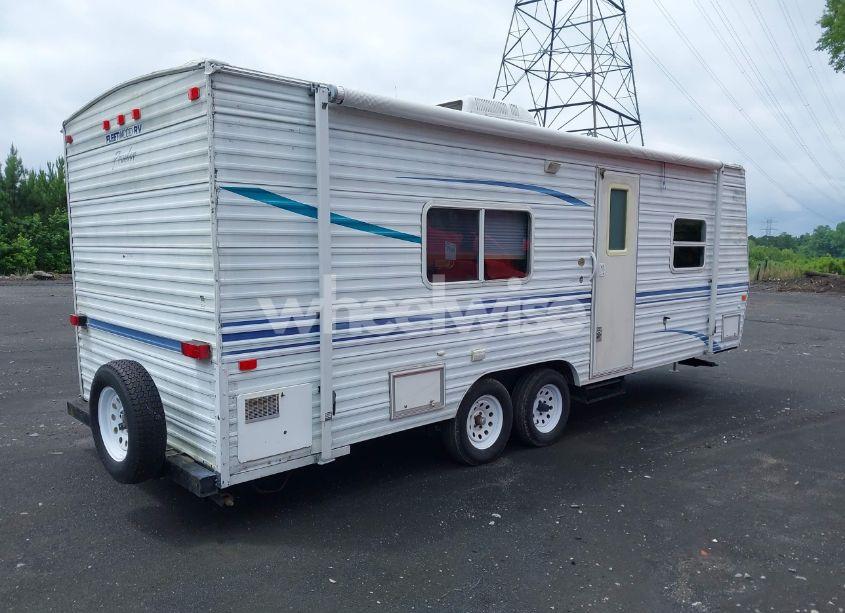 Photo 4 of 2001 Fleetwood Prowler (VIN 1EC1J242215337793)