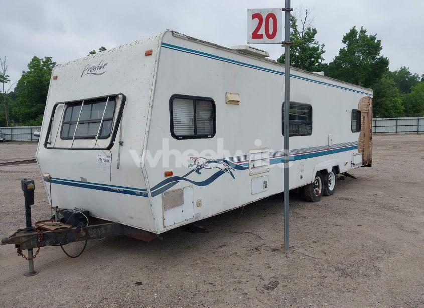 Photo 2 of 1997 Fleetwood 30ft TRAVEL TRAILER (VIN 1EC1L3024V4070299)