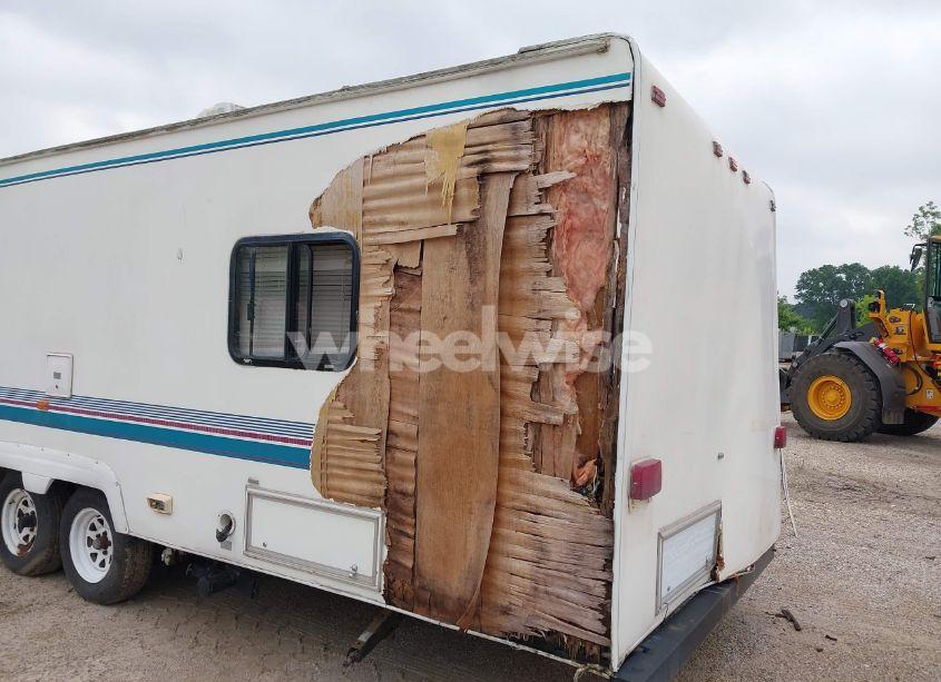 Photo 6 of 1997 Fleetwood 30ft TRAVEL TRAILER (VIN 1EC1L3024V4070299)