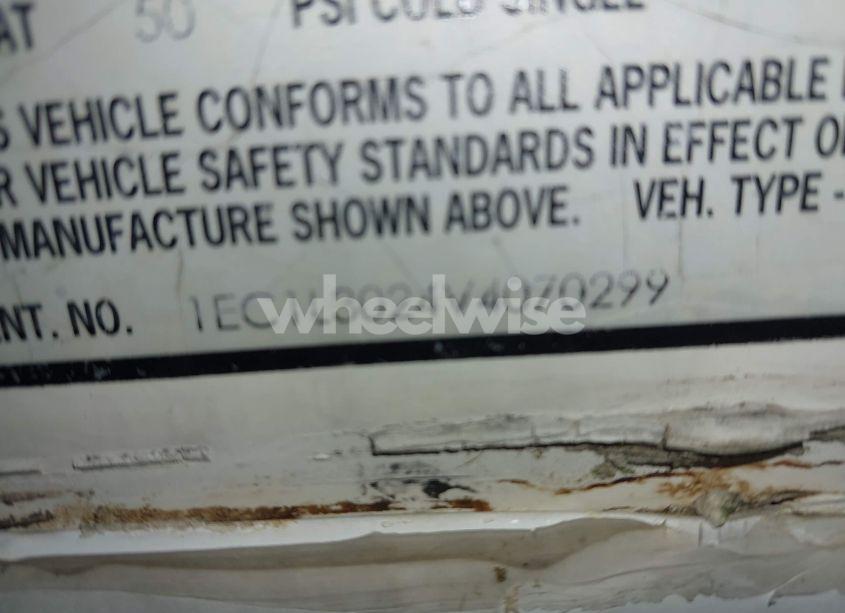 Photo 9 of 1997 Fleetwood 30ft TRAVEL TRAILER (VIN 1EC1L3024V4070299)