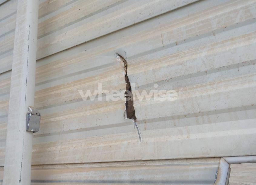 Photo 13 of 1992 Fleetwood Prowler (VIN 1EC5X3027N2864277)