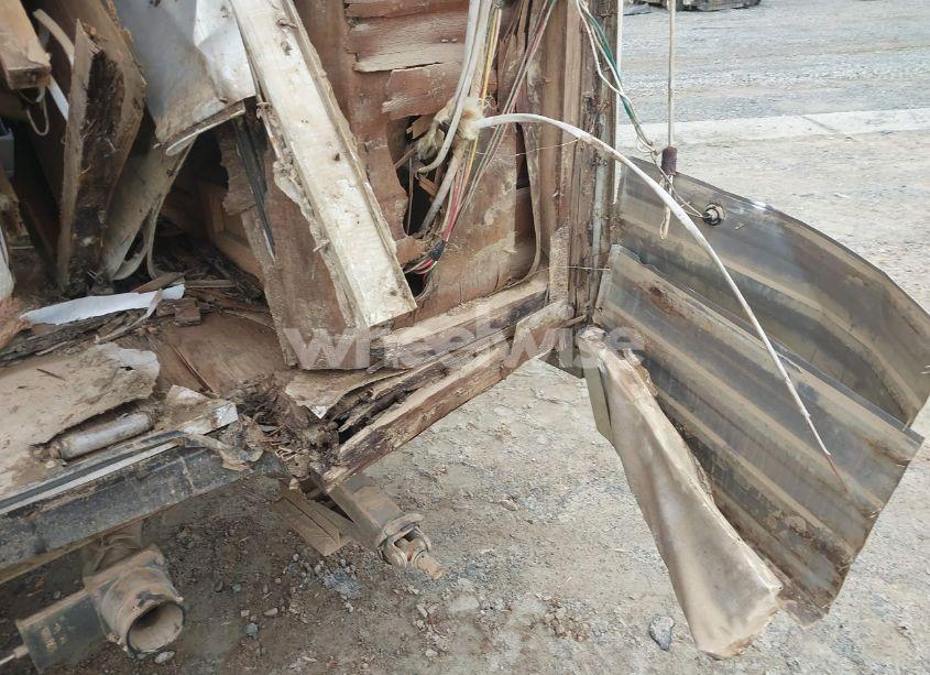 Photo 17 of 1992 Fleetwood Prowler (VIN 1EC5X3027N2864277)