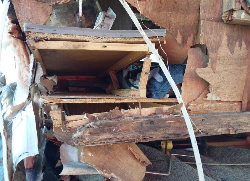 Photo 14 of 2005 Fleetwood Wilderness (VIN 1ED1B392055341080)