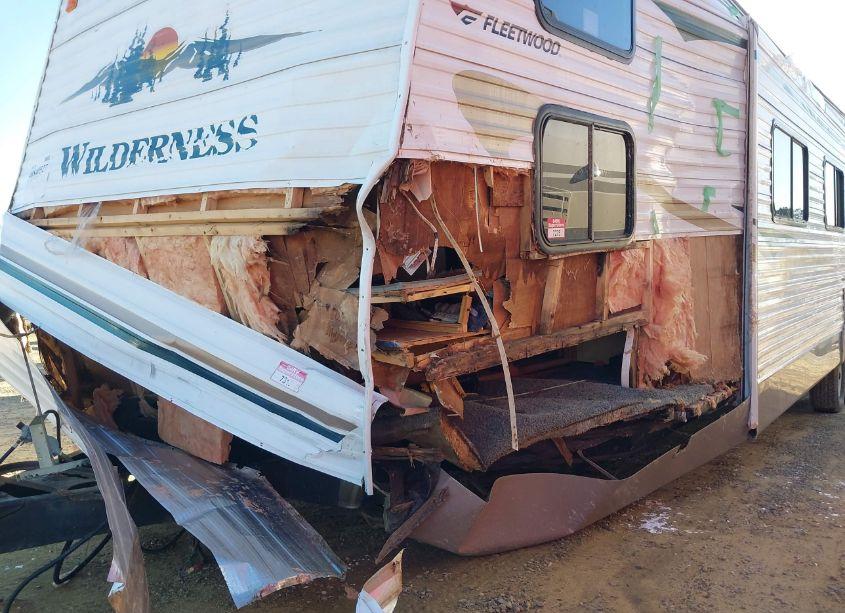 Photo 6 of 2005 Fleetwood Wilderness (VIN 1ED1B392055341080)