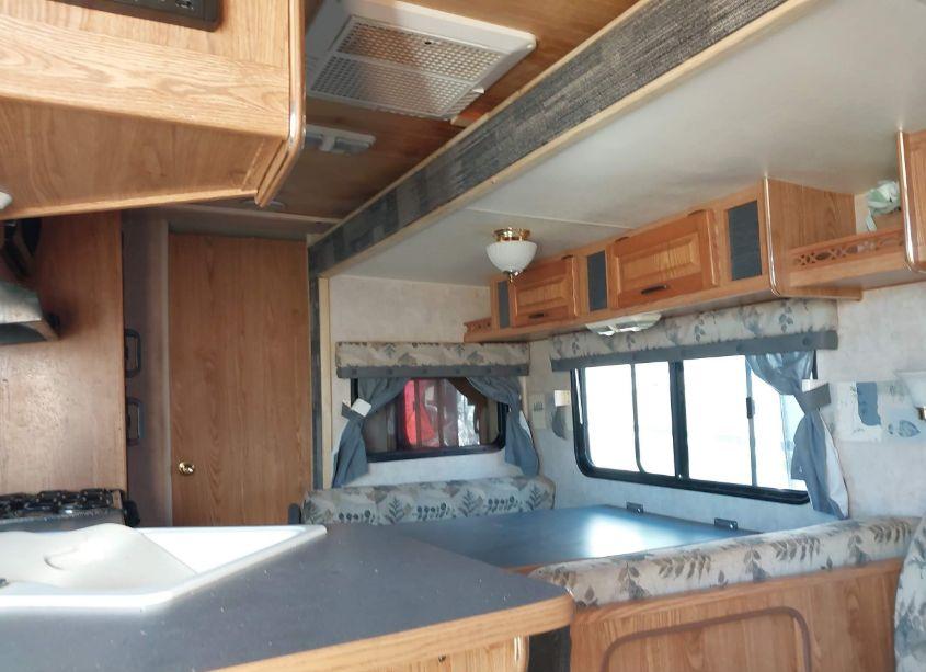 Photo 8 of 2005 Fleetwood Wilderness (VIN 1ED1B392055341080)