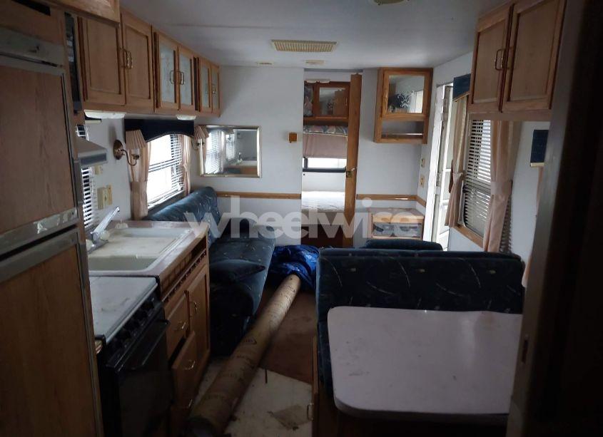 Photo 13 of 1993 Fleetwood Wilderness (VIN 1ED1S2923P4248489)