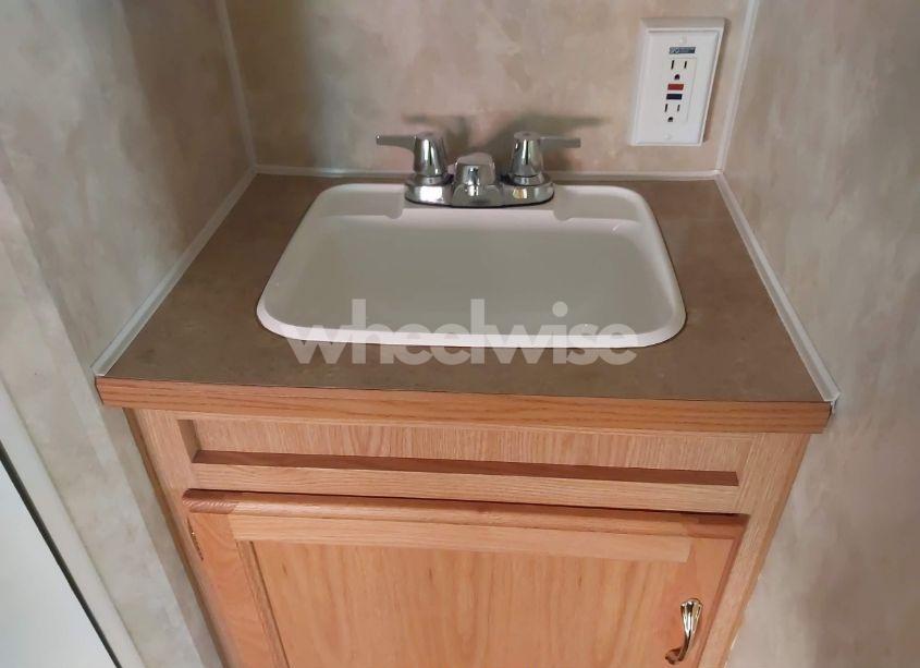 Photo 14 of 2007 Fleetwood Mallard (VIN 1EF1C182772495168)