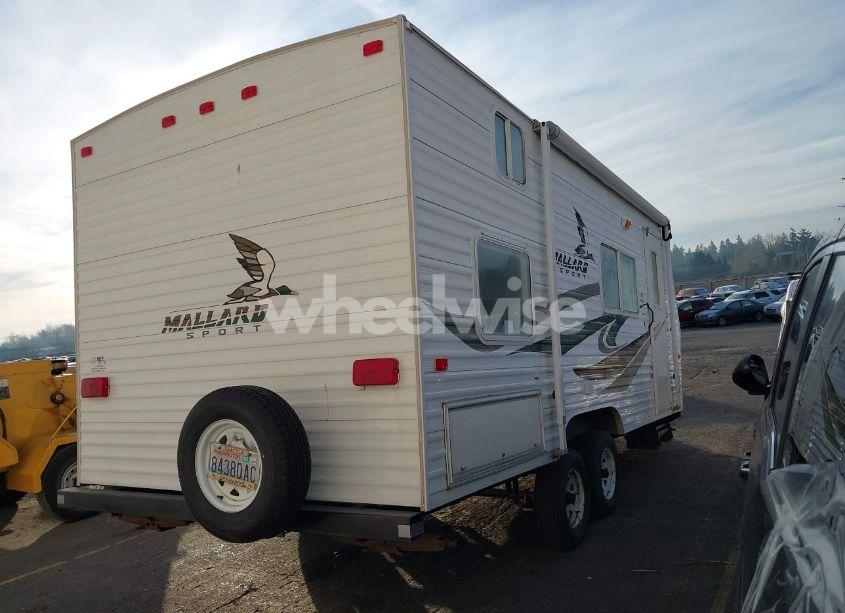 Photo 4 of 2007 Fleetwood Mallard (VIN 1EF1C182772495168)