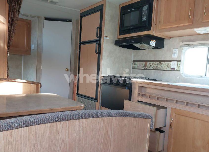 Photo 8 of 2007 Fleetwood Mallard (VIN 1EF1C182772495168)