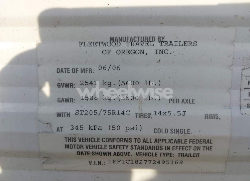 Photo 9 of 2007 Fleetwood Mallard (VIN 1EF1C182772495168)