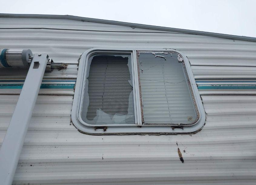 Photo 17 of 2000 Mallard Other (VIN 1EF5M2328Y2470289)