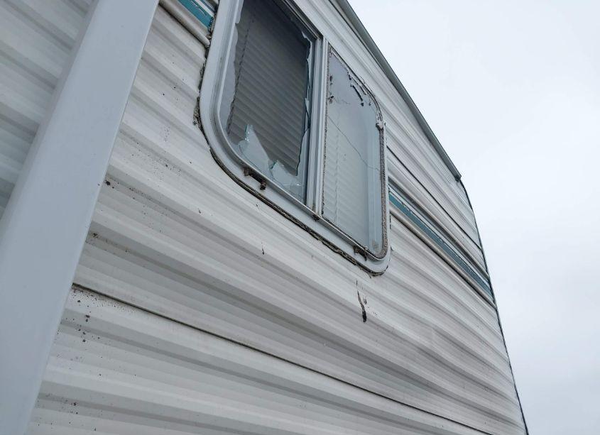 Photo 18 of 2000 Mallard Other (VIN 1EF5M2328Y2470289)