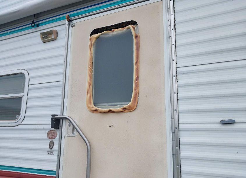 Photo 6 of 2000 Mallard Other (VIN 1EF5M2328Y2470289)