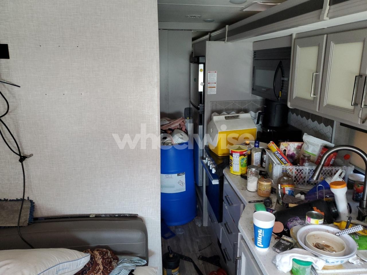 Photo 10 of 2023 FORD F53 (VIN 1F65F5DN1N0A14877)