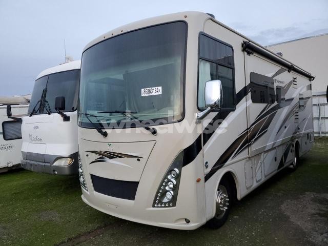 Photo 3 of 2019 FORD F53 N/A (VIN 1F65F5DY0K0A23933)