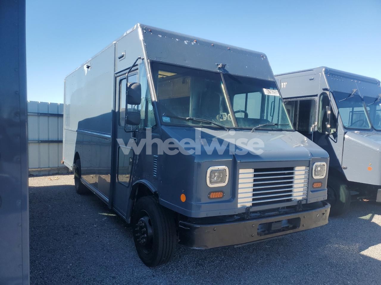 Photo 4 of 2020 FORD F59 (VIN 1F65F5KN0L0A01912)