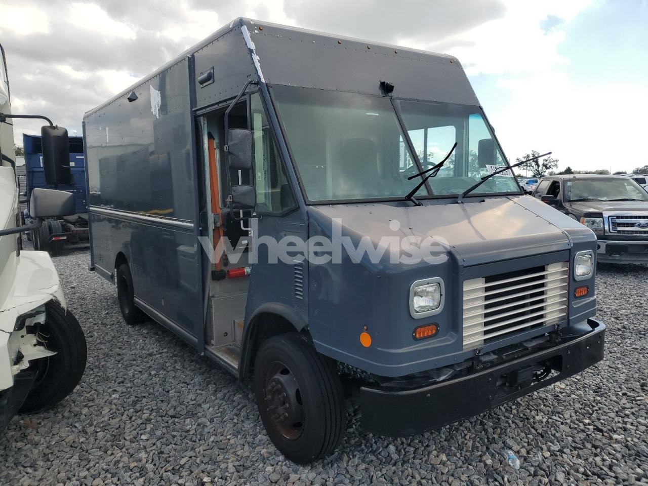 Photo 4 of 2020 FORD F59 (VIN 1F65F5KN1L0A11669)