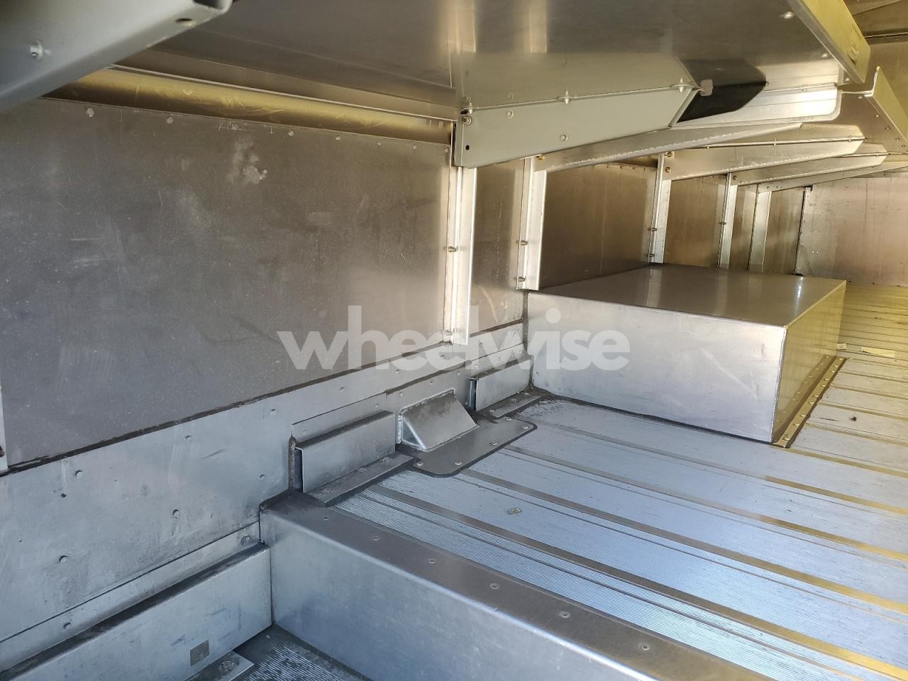 Photo 10 of 2020 FORD F59 (VIN 1F65F5KN2L0A01944)