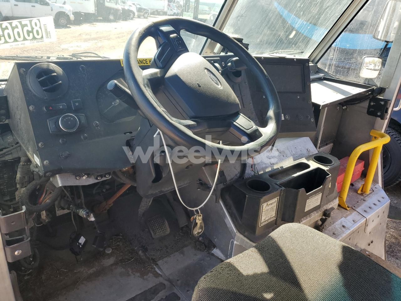 Photo 8 of 2020 FORD F59 (VIN 1F65F5KN2L0A01944)