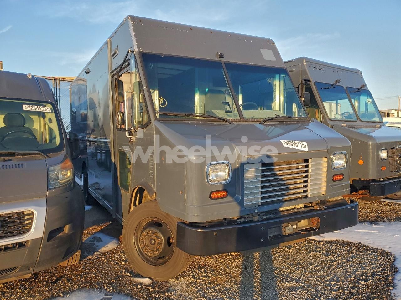 Photo 4 of 2021 FORD F59 (VIN 1F65F5KN3M0A04689)