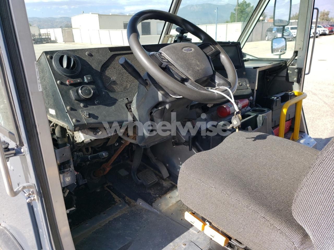 Photo 8 of 2020 FORD F59 - DELIVERY VAN (VIN 1F65F5KN4L0A05879)