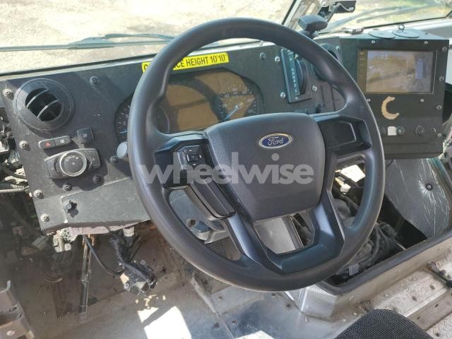 2020 FORD F59 (VIN 1F65F5KN5L0A01937) main photo