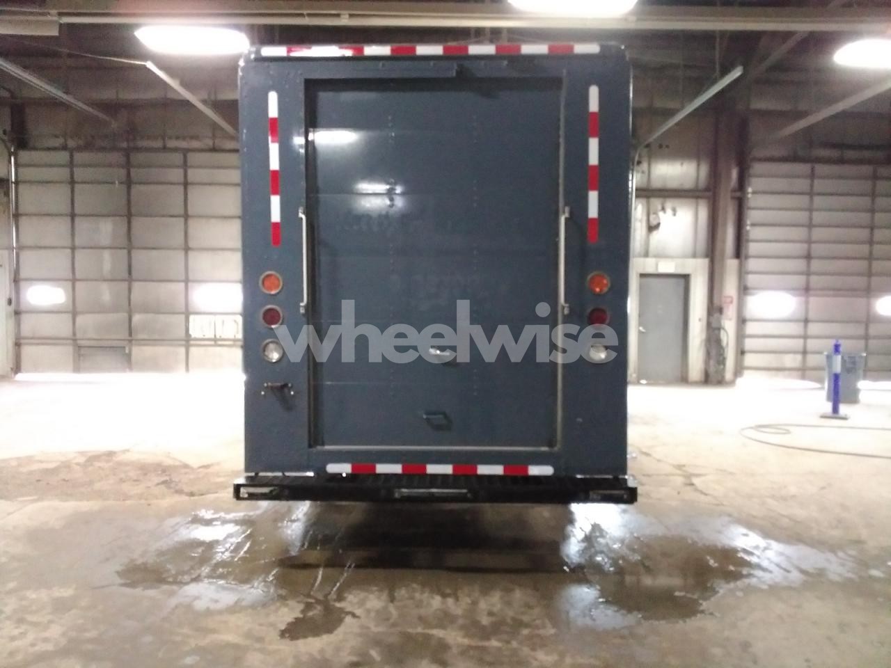 Photo 6 of 2020 FORD F59 (VIN 1F65F5KN6L0A01185)