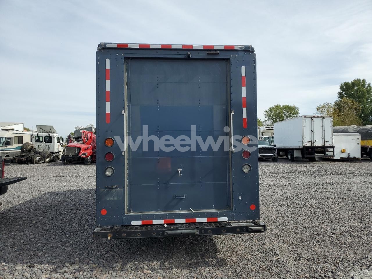 Photo 6 of 2020 FORD F59 (VIN 1F65F5KN6L0A03826)