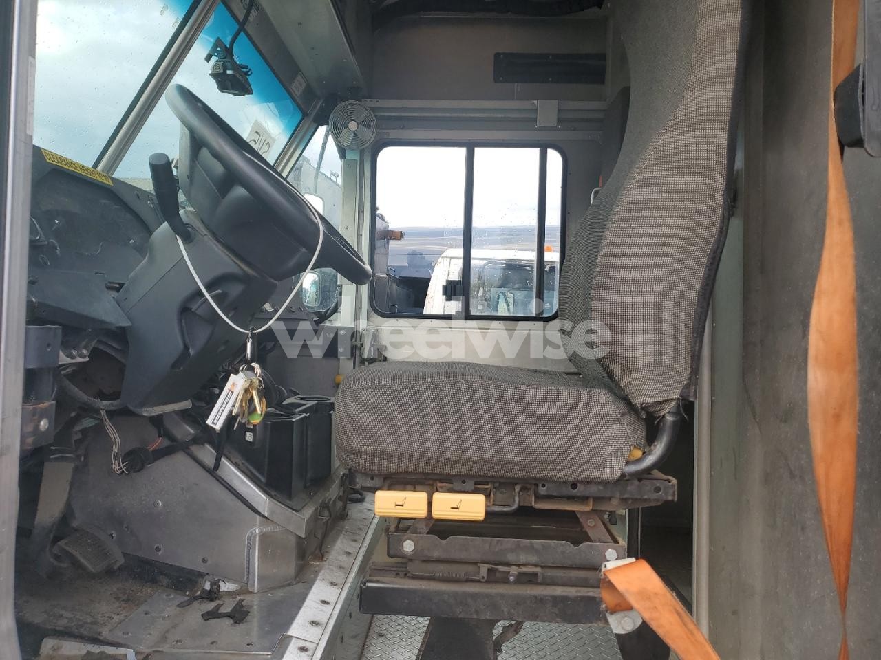 Photo 7 of 2020 FORD F59 (VIN 1F65F5KN7L0A01938)