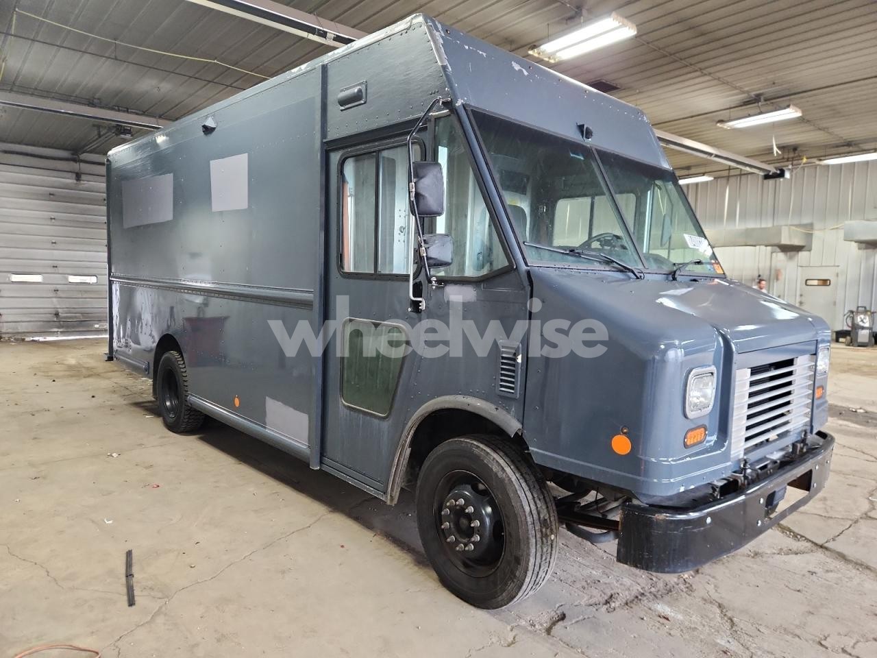 Photo 4 of 2020 FORD F59 (VIN 1F65F5KN8L0A11507)