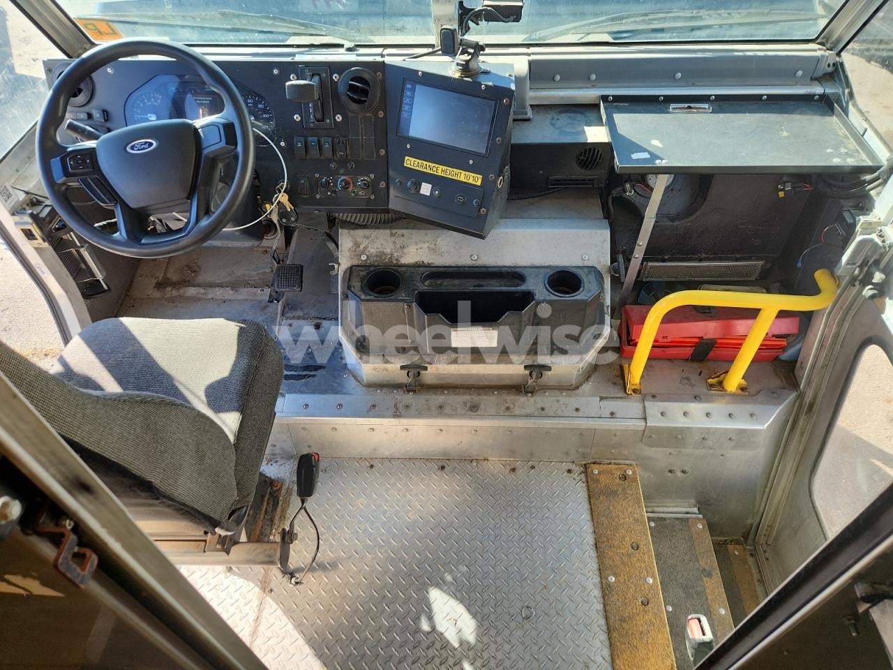 Photo 8 of 2020 FORD F59 (VIN 1F65F5KN9L0A10446)