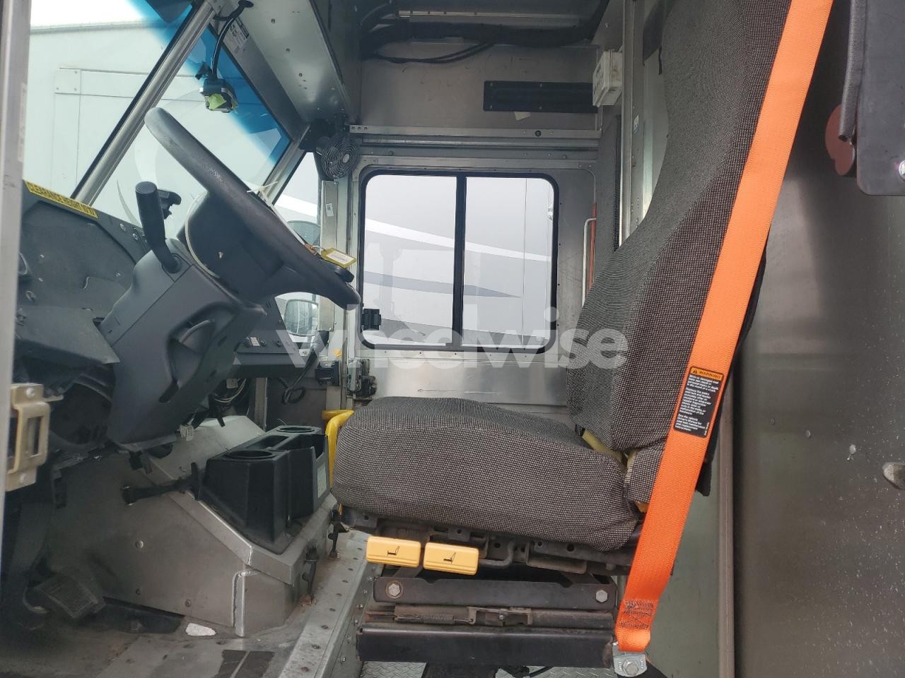 Photo 7 of 2020 FORD F59 (VIN 1F65F5KN9L0A10477)