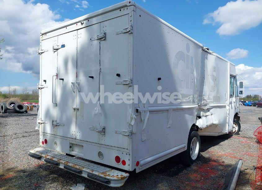 Photo 4 of 2016 Ford F-59 COMMERCIAL STRIPPED (VIN 1F65F5KY8G0A02581)