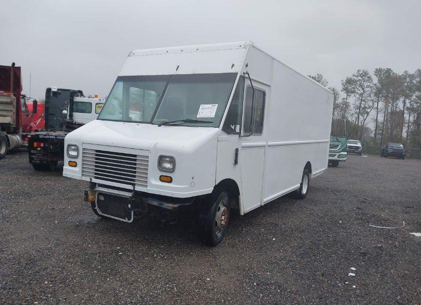 Photo 2 of 2013 Ford F-59 COMMERCIAL STRIPPED (VIN 1F65F5KYXD0A13660)