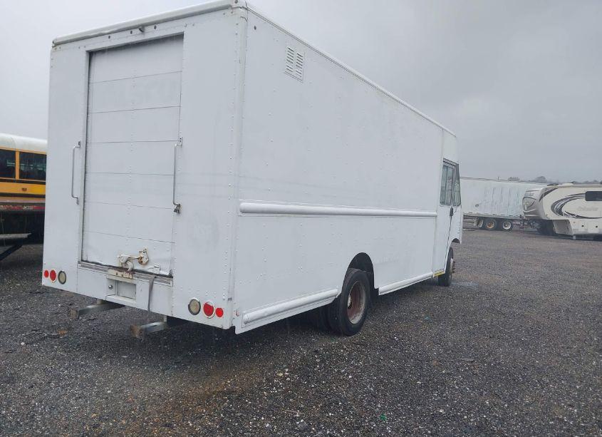 Photo 4 of 2013 Ford F-59 COMMERCIAL STRIPPED (VIN 1F65F5KYXD0A13660)