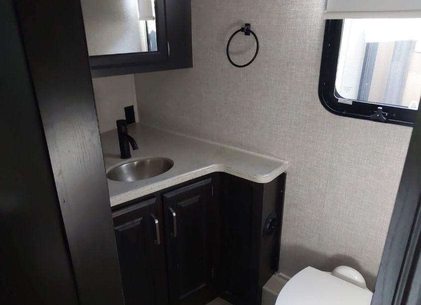 Photo 16 of 2022 Ford F53 PRECEPT MOTOR HOME (VIN 1F66F5DN3N0A06722)