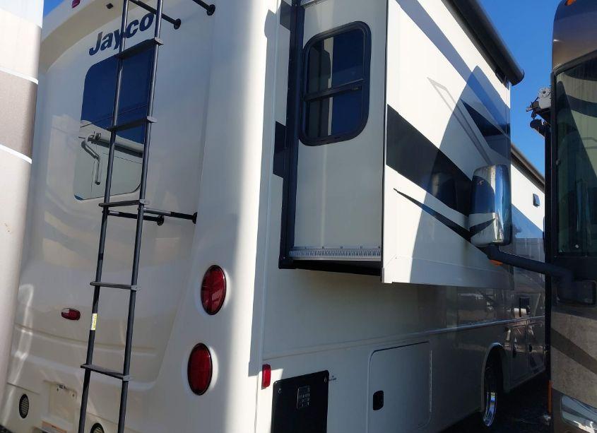 Photo 4 of 2022 Ford F53 PRECEPT MOTOR HOME (VIN 1F66F5DN3N0A06722)