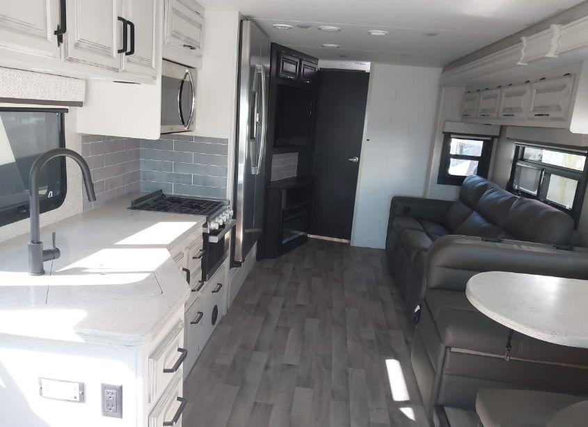 Photo 5 of 2022 Ford F53 PRECEPT MOTOR HOME (VIN 1F66F5DN3N0A06722)