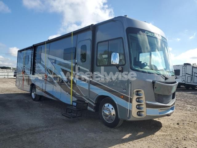 Photo 6 of 2023 FORD F53 N/A (VIN 1F66F5DN3P0A08389)