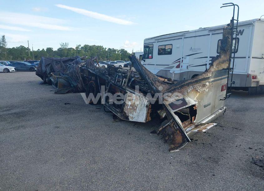 Photo 3 of 2021 Ford F53 N/A (VIN 1F66F5DNXM0A15819)