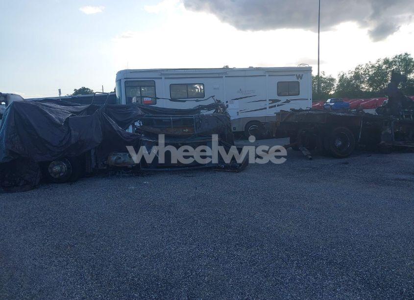 Photo 6 of 2021 Ford F53 N/A (VIN 1F66F5DNXM0A15819)