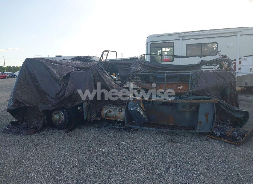 Photo 7 of 2021 Ford F53 N/A (VIN 1F66F5DNXM0A15819)