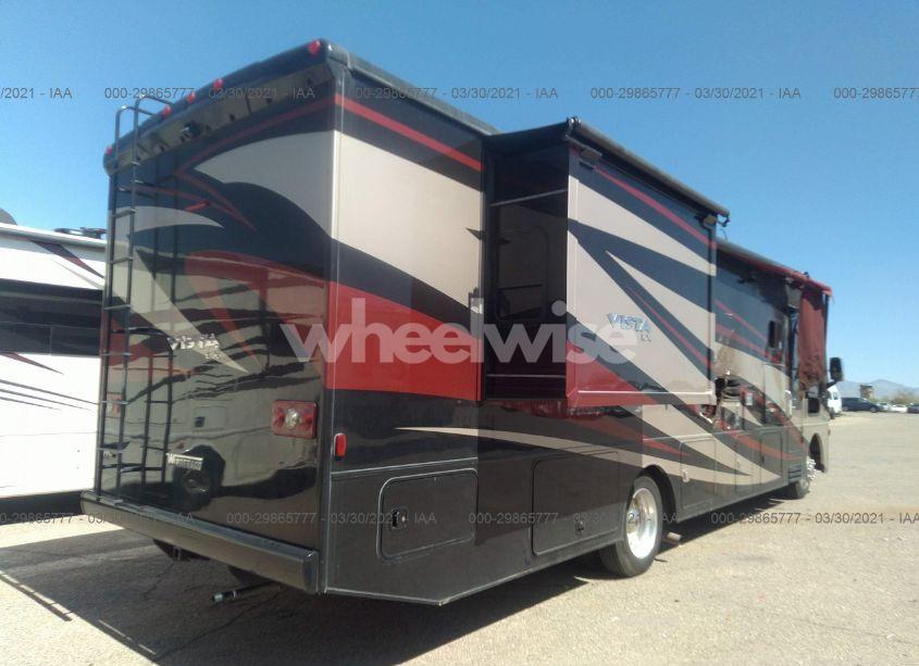 Photo 4 of 2017 Ford F53 N/A (VIN 1F66F5DY3H0A13362)