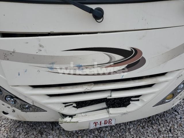 Photo 3 of 2017 THOR MOTOR COACH F53 - RVS N/A (VIN 1F66F5DY4H0A16013)