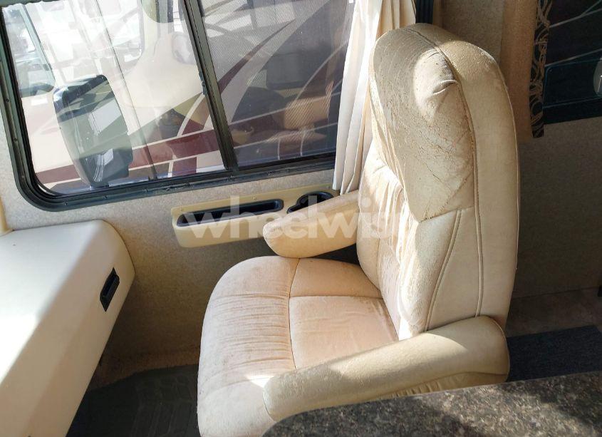 Photo 5 of 2013 Ford F53 N/A (VIN 1F66F5DY5D0A00347)