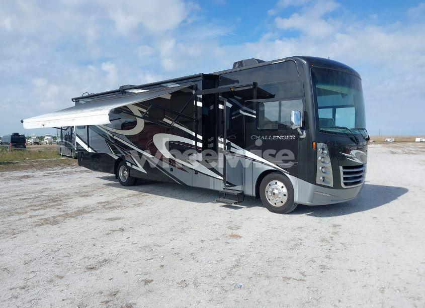 2019 Ford F53 N/A (VIN 1F66F5DY7K0A07961) main photo