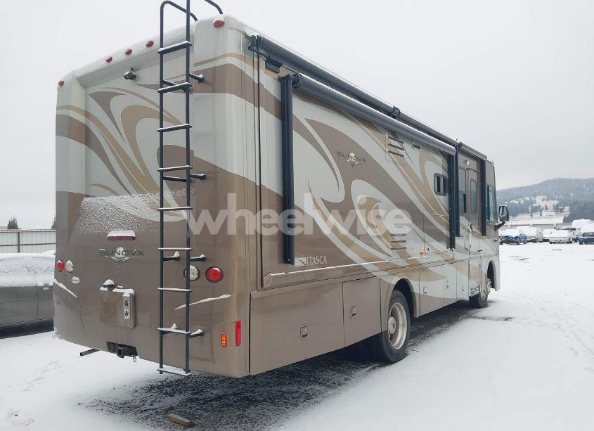 Photo 4 of 2013 Ford F53 N/A (VIN 1F66F5DYXD0A06533)