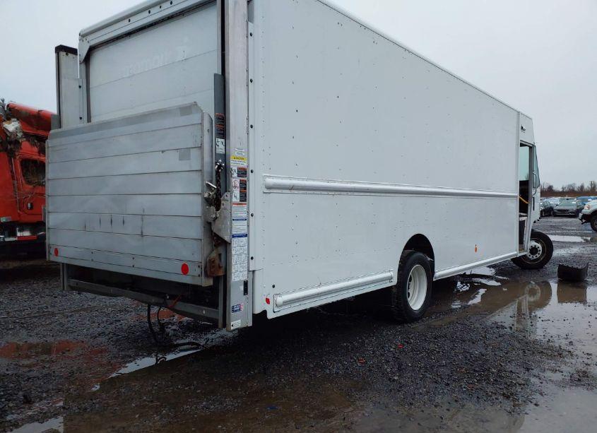 Photo 4 of 2019 Ford F-59 COMMERCIAL STRIPPED (VIN 1F66F5KY9K0A04160)