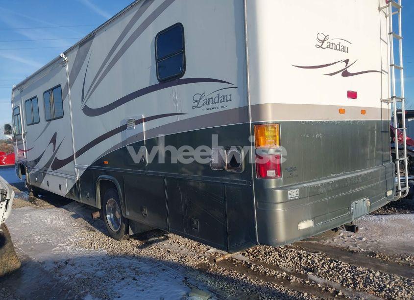 Photo 3 of 2004 Unknown Other N/A (VIN 1F6NF53BX40A02670)